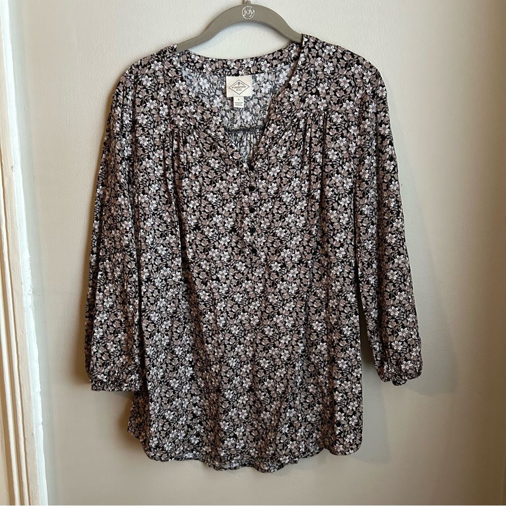 Floral White and Tan Women's Top